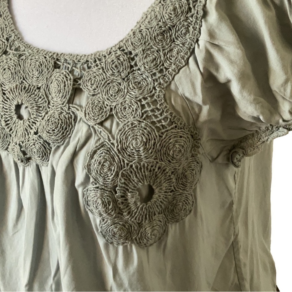 Lucky Brand Crocheted Puff Sleeve Top - Picture 9 of 16